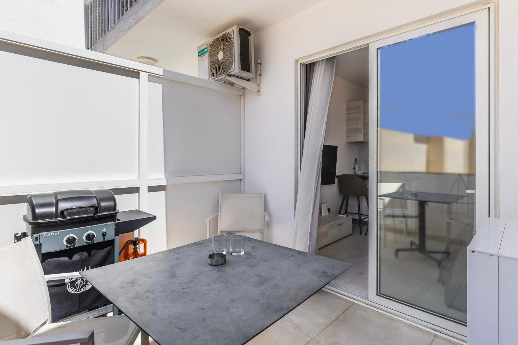 Dorris'S Apartment 5 Min Walk From St Julians San Ġwann エクステリア 写真